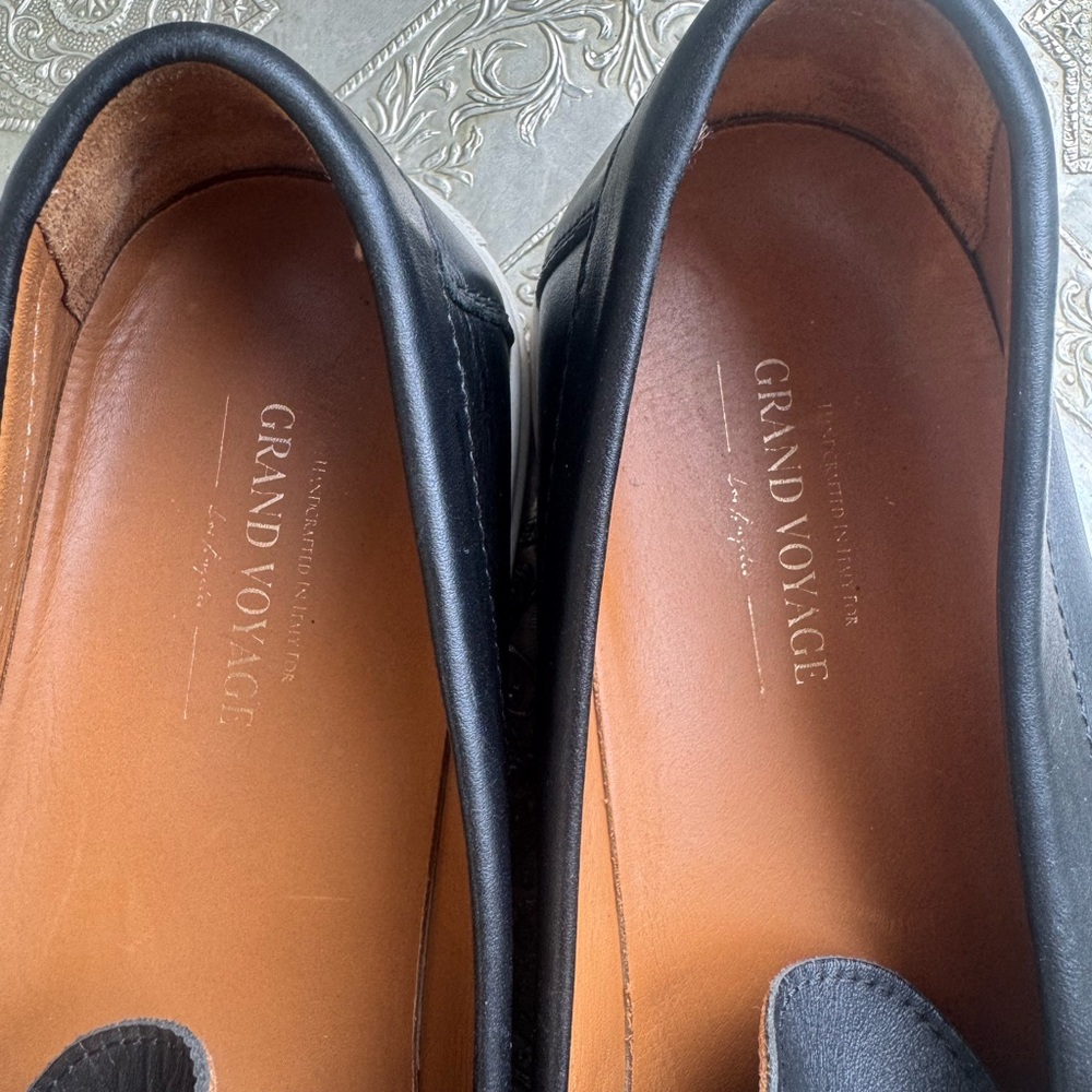 GRAND VOYAGE Handcrafted Black Leather Loafers - Picture 10 of 12